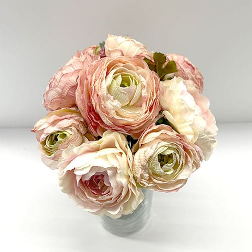 WeddingDecor-Light-Pink-Ranunculus